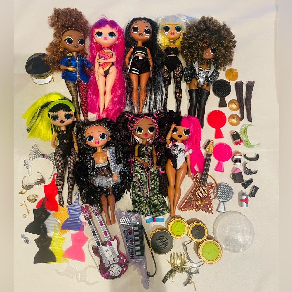 LOL dolls and accessories and 
Instruments